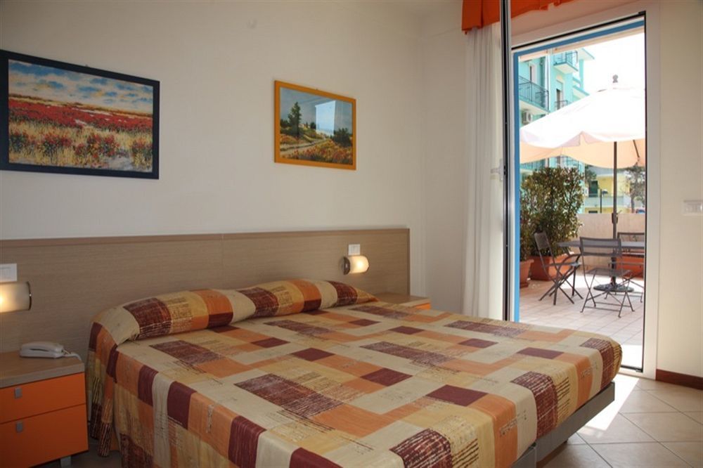 Aparthotel Gioia Caorle Zewnętrze zdjęcie